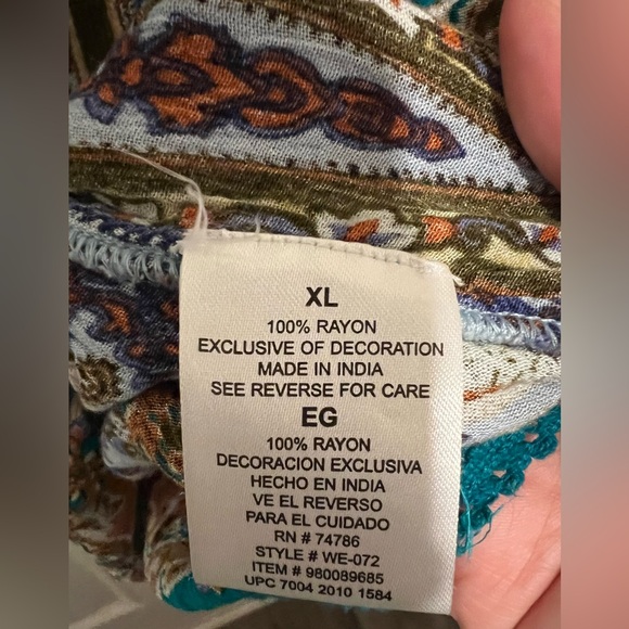 Bila Womens Teal Boho Cold Shoulder Crinkle Blouse with Paisley Print size XL - Picture 12 of 15